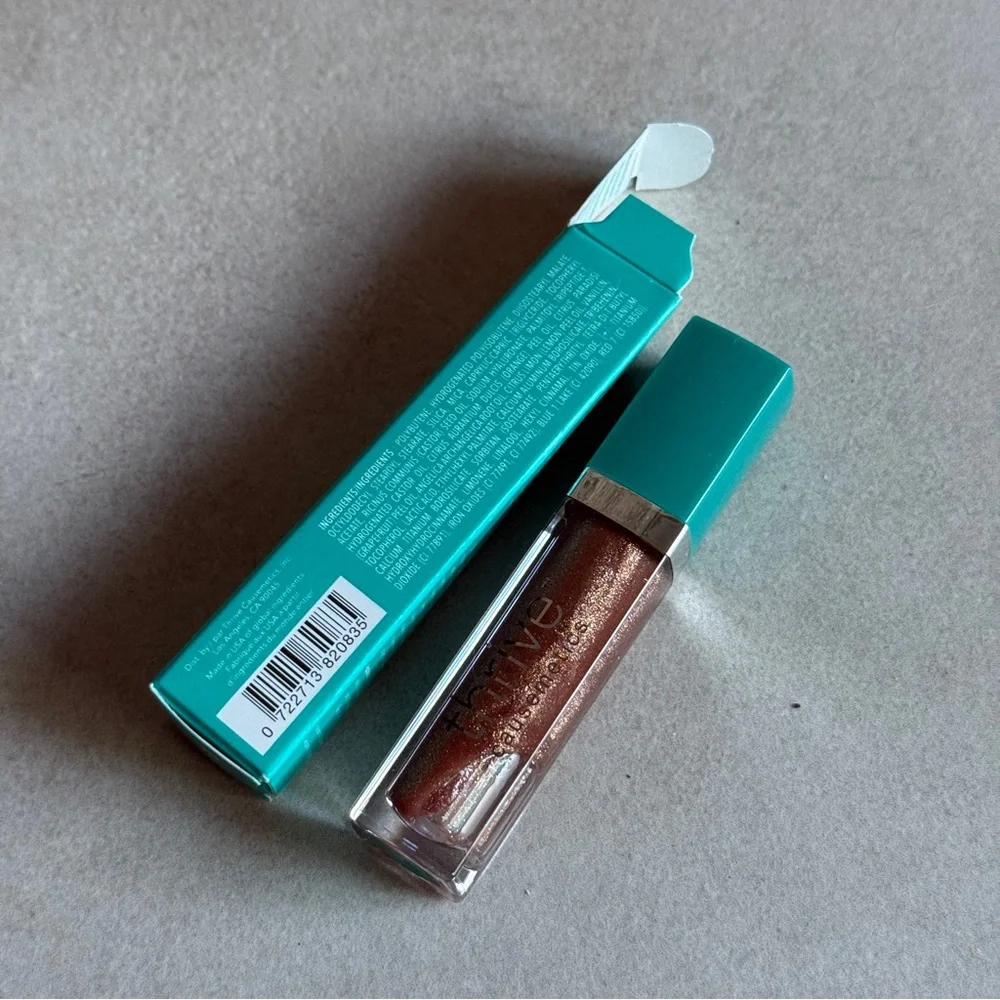 Thrive Causemetics Lip Mate Glinda Rose Gold Gloss